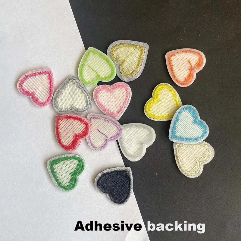 10 unidades/2,2*2,2 CM, parche con apliques de corazón pequeño, pegatina para reparación de ropa, parches bordados de corazones de tela para planchar para ropa, camisa, zapato - imagen 4
