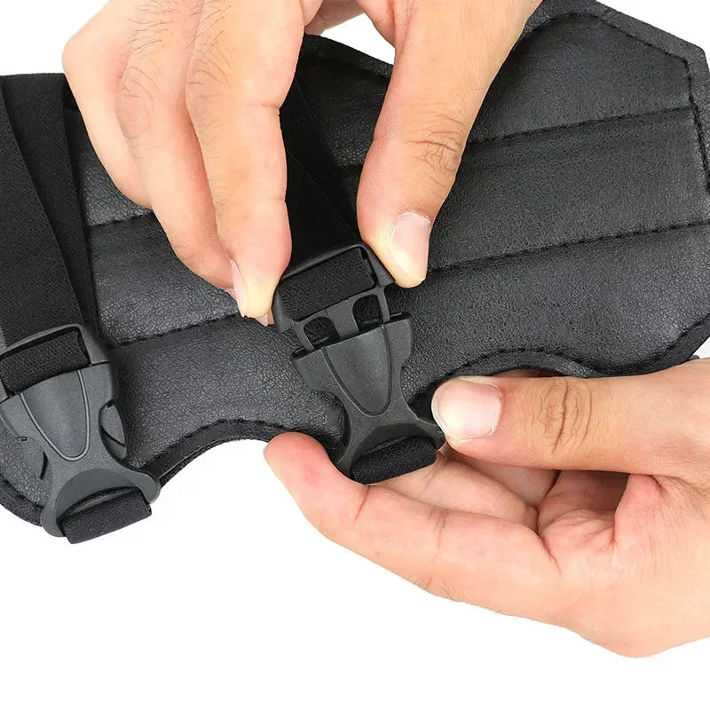 PU + tela colorida equipo de tiro con arco Protector de brazo protección del antebrazo correa ajustable segura arco práctica entrenamiento Protector de tiro - imagen 3