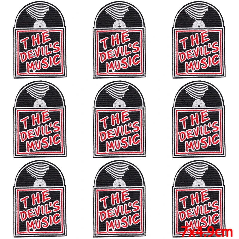 10 unids/lote de parches para planchar con calavera de Hip Hop para ropa, parche Punk para ropa, parches bordados termoadhesivos, insignias para ropa - imagen 3