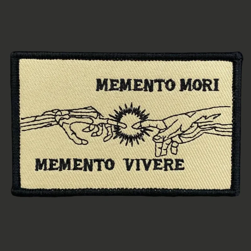 Memento Mori Memento Vivere parche bordado insignia táctica gancho y Loo moral brazalete mochila ropa decoración pegatinas - imagen 2