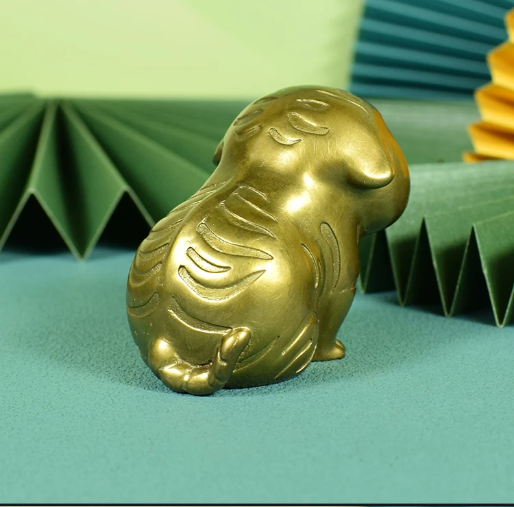Tigre bonito de latón sólido para jugar con el tigre pieza de mano para hombres y mujeres para llevar regalos - imagen 4