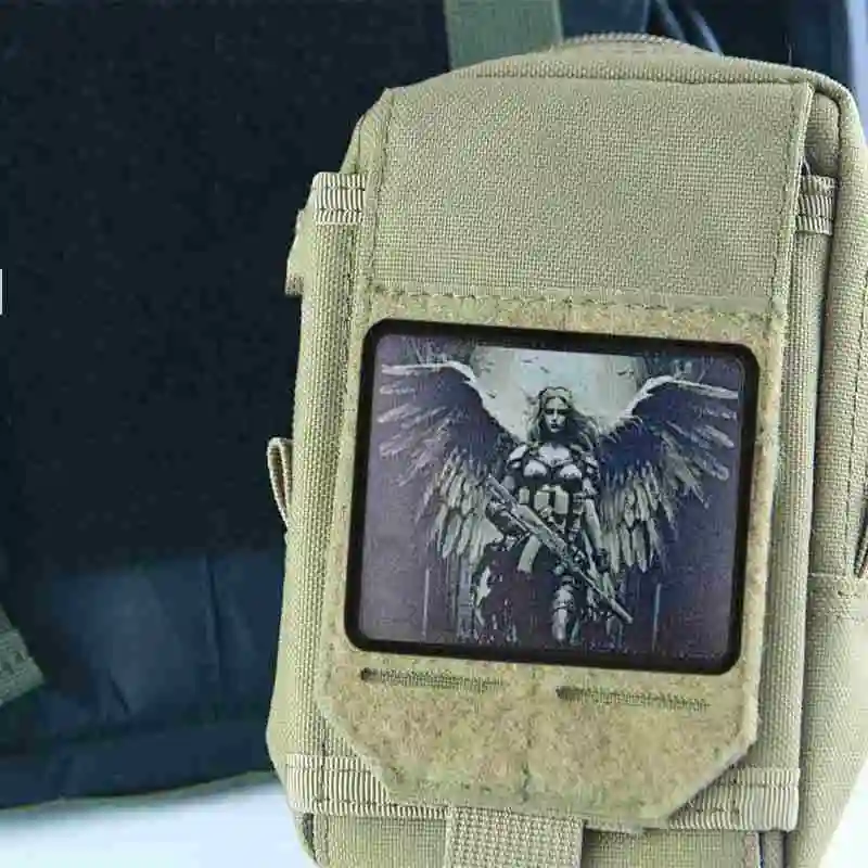 Valkyrie-insignia de moral táctica de acción de Ángel, Parche de belleza con un arma, brazalete militar, estampado de PU, pegatinas de mochila con gancho y bucle - imagen 3