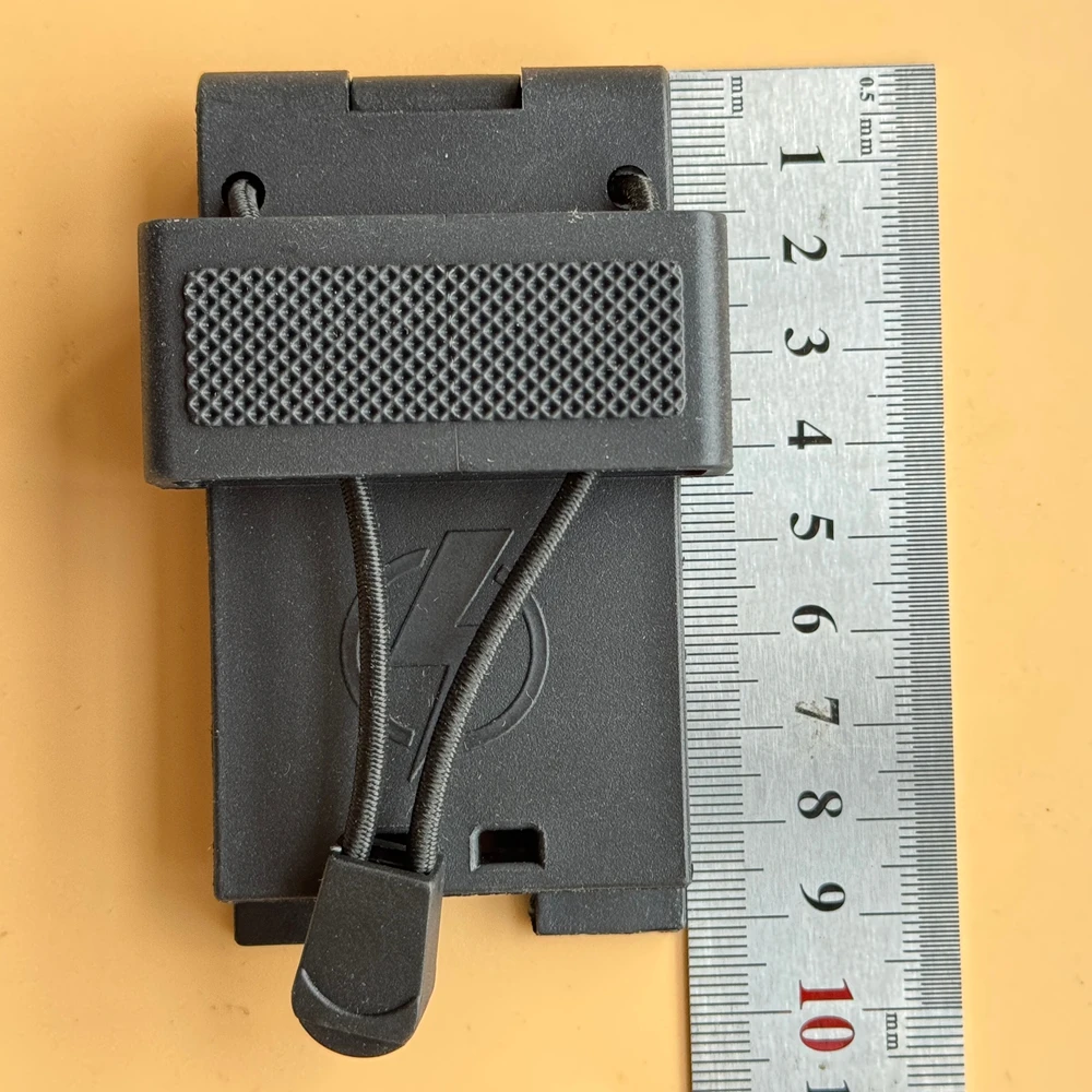 Funda radio universal con clip cinturón MOLLE liberación rápida - imagen 5