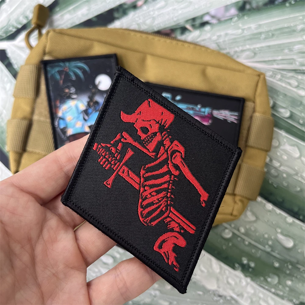 Insignia de moral impresa Doomer Cyber Blaster TFD de la Fuerza de Tarea, parches tácticos, pegatinas militares del Ejército esquelético rojo - imagen 2