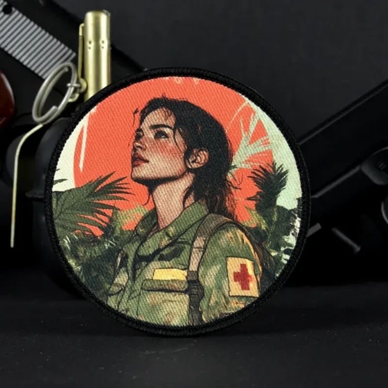 Parche de moral táctico para niñas de rescate médico, belleza de la paz, emblema de gancho y bucle impreso, brazalete militar Chevron, pegatinas para mochila - imagen 3