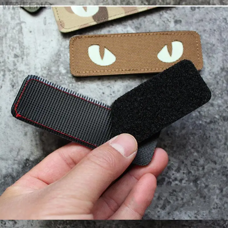 Parche táctico reflectante de ojo de gato, pegatina nocturna luminosa, insignias de ojo de Diablo, parches de identificación brillantes para senderismo al aire libre - imagen 4