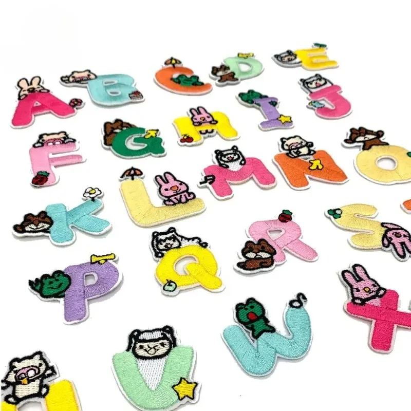 1 Uds. Parches bordados con letras en inglés y alfabeto, apliques de dibujos animados, parches para planchar para ropa, zapatos, bolsos, pegatina de nombre para niños - imagen 4