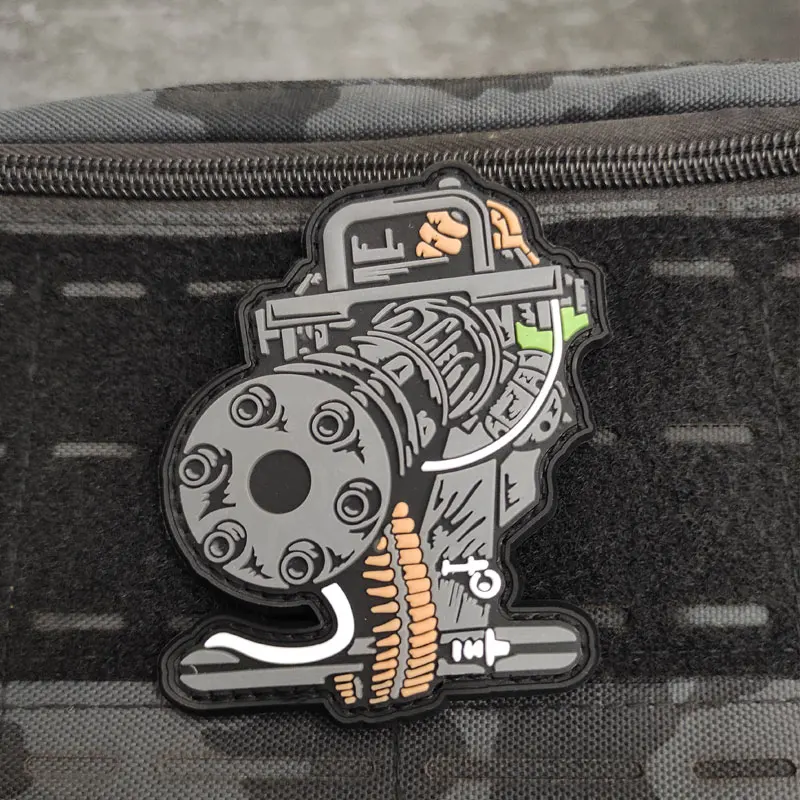 Parches de armas versión Q, ametralladora táctica, capítulo de brazo, insignia de goma de PVC para ropa, mochila, accesorio DIY - imagen 2