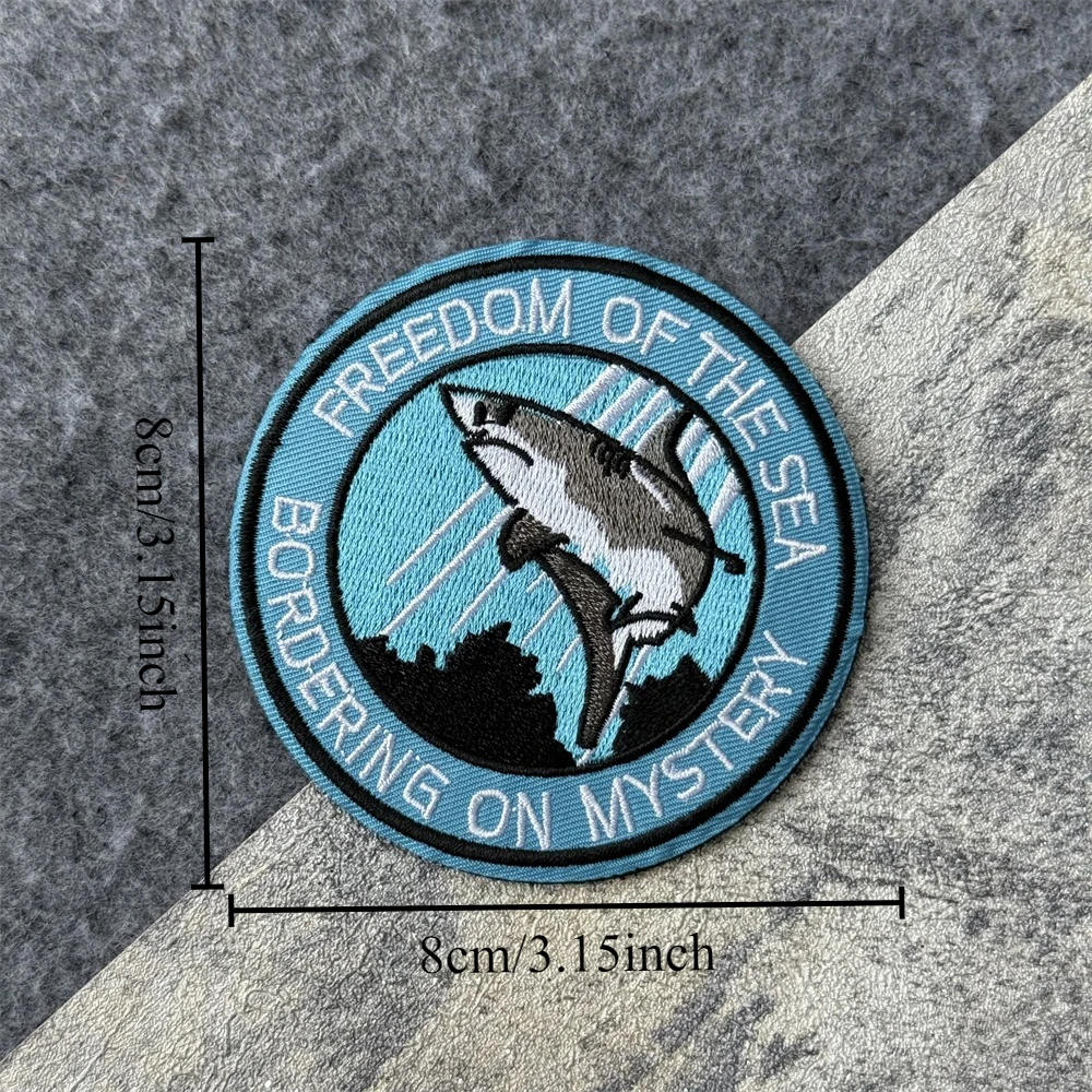 Parche de ganso con cuchillo, insignia de moral táctica de zarigüeña y tiburón, parches de gancho y bucle bordados del ejército militar, pegatina para mochila - imagen 3