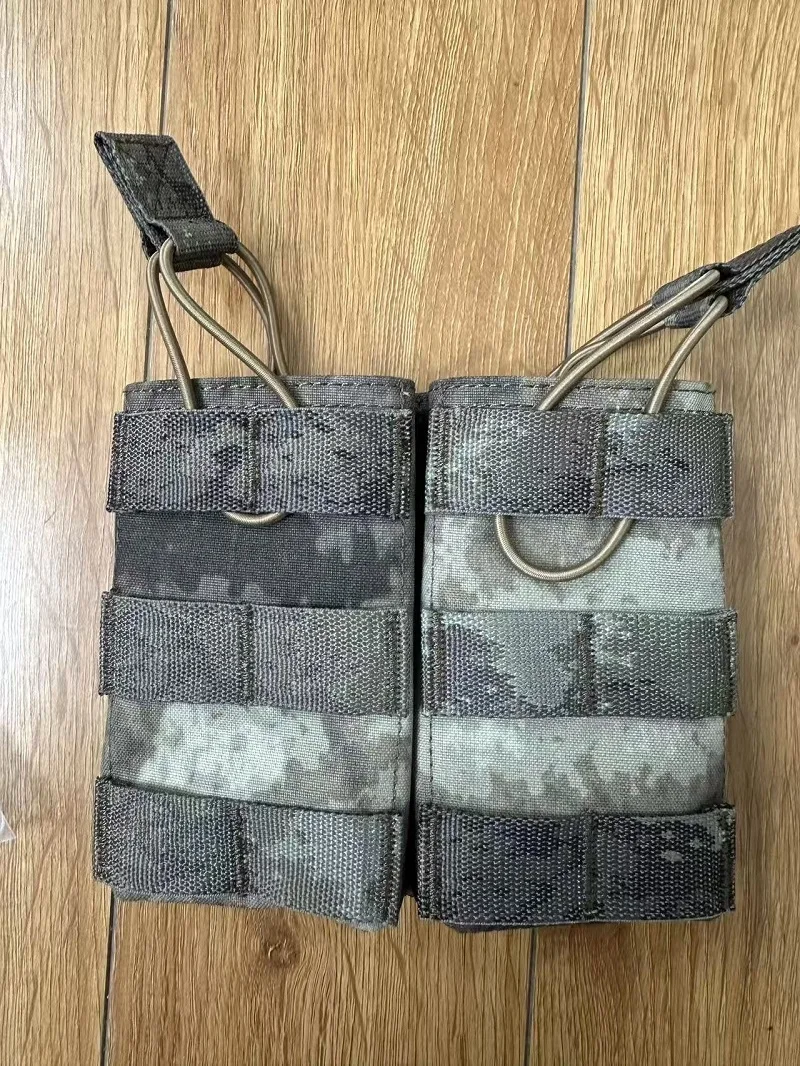 Bolsa porta cargadores MOLLE para equipo táctico outdoor - imagen 2