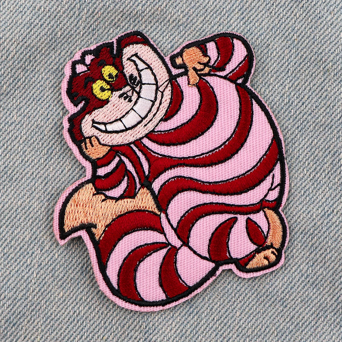 Parche de gato de Cheshire, parche bordado de dibujos animados, parches para planchar para ropa, parches termoadhesivos para ropa, insignias para coser DIY - imagen 2