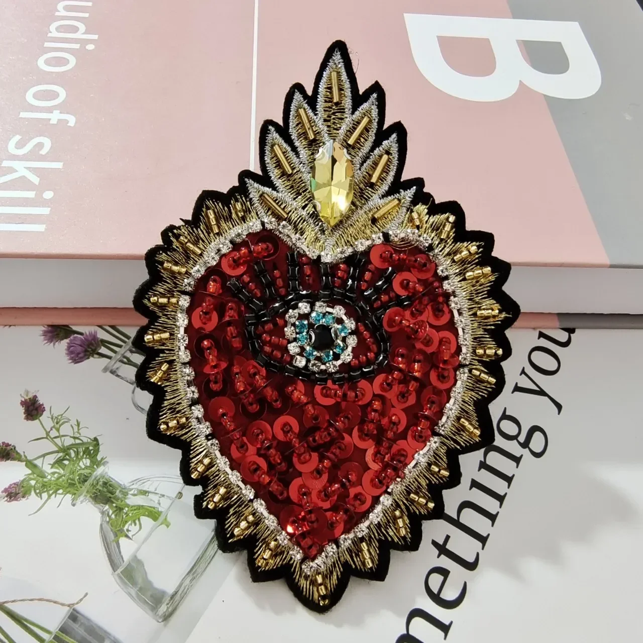 Parche de corazón de cristal de perlas hecho a mano, ropa, zapatos, sombreros, reparación de agujeros, accesorios de costura decorativos, apliques de ropa de ojo DIY - imagen 2