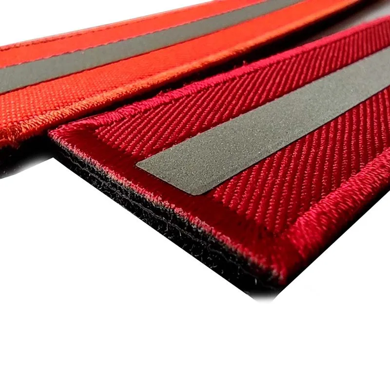 Gancho y bucle de parche de moral cruzada médica reflectante, insignia bordada con emblema, táctica militar de rescate médico de primeros auxilios en la mochila - imagen 3