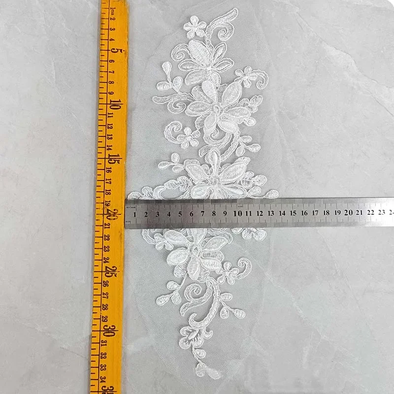 Parches de costura bordados para vestido de novia, apliques de encaje blanco, flor 3d, accesorios de decoración, 33x14CM/1 par - imagen 5