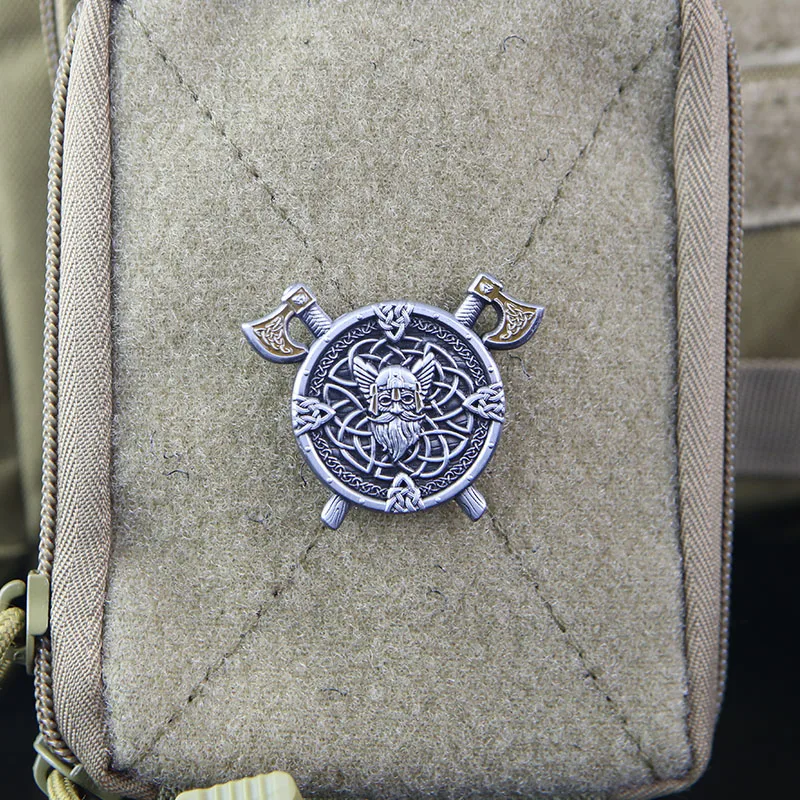 Parches de Metal de tótem vikingo nórdico, insignia táctica de mensajero, Hatchet, mochila para exteriores, ropa, decoración DIY con gancho - imagen 5
