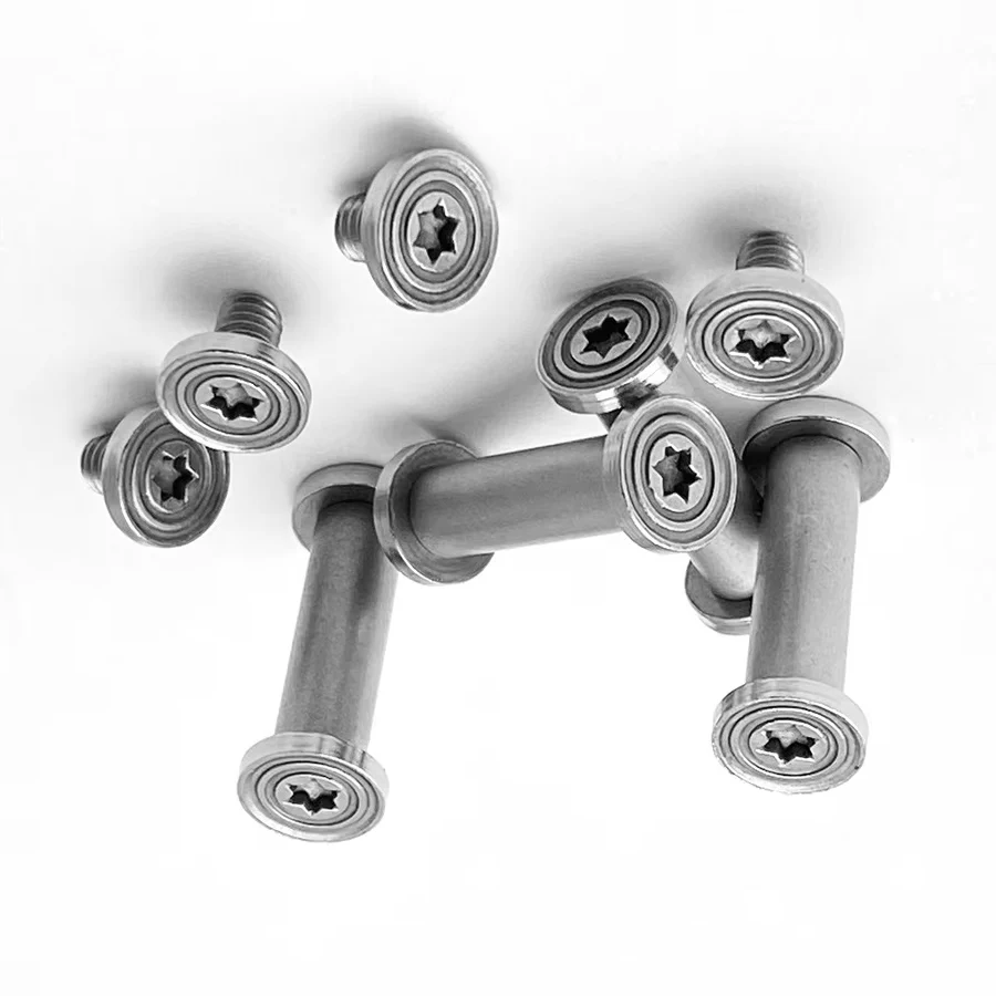 Tornillos husillo cuchillo plegable M3.5 Torx T8 – Repuesto - imagen 3