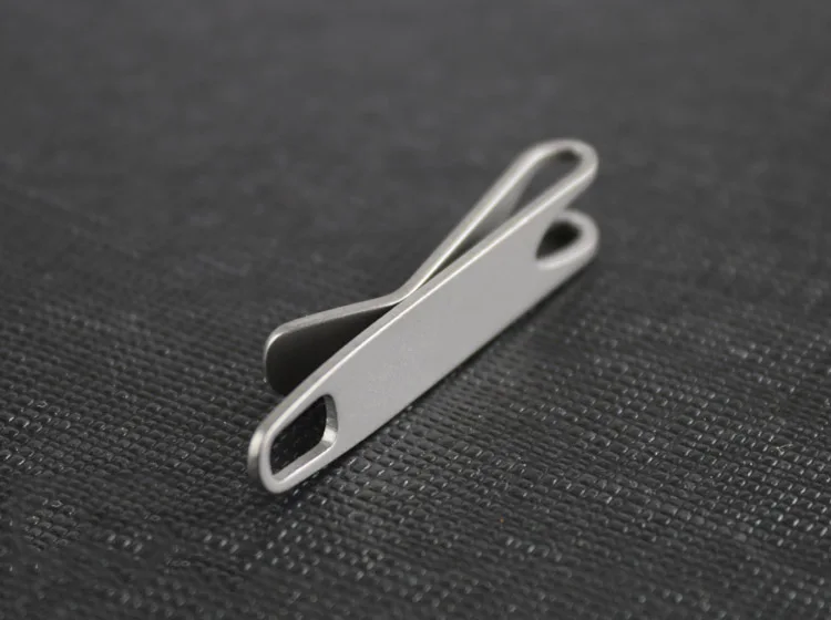 Mini hebilla de Clip de bolsillo colgante rápido pequeña de aleación de titanio, herramienta de linterna EDC, accesorios de llavero - imagen 4