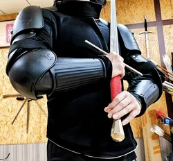 Proteccion de antebrazo tactica externa - defensa alta y flexibilidad