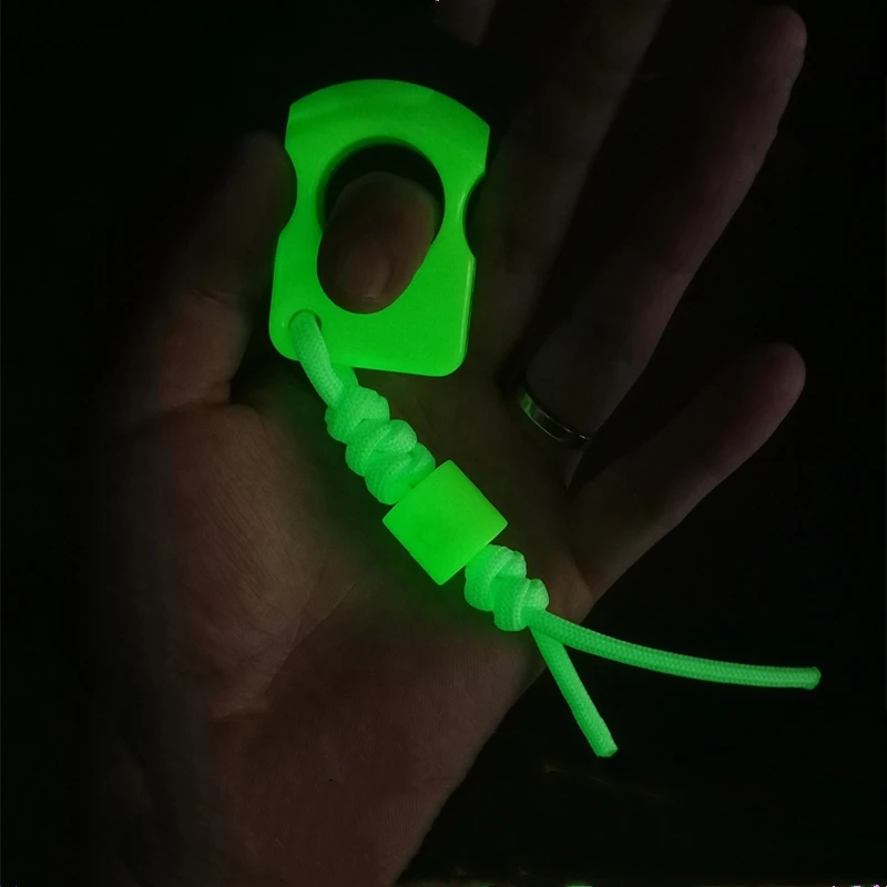 Luminoso Dedo de tigre auto-luminoso EDC para autodefensa ventana-Romper puño hebilla paraguas cuerda bolsa colgante - imagen 5