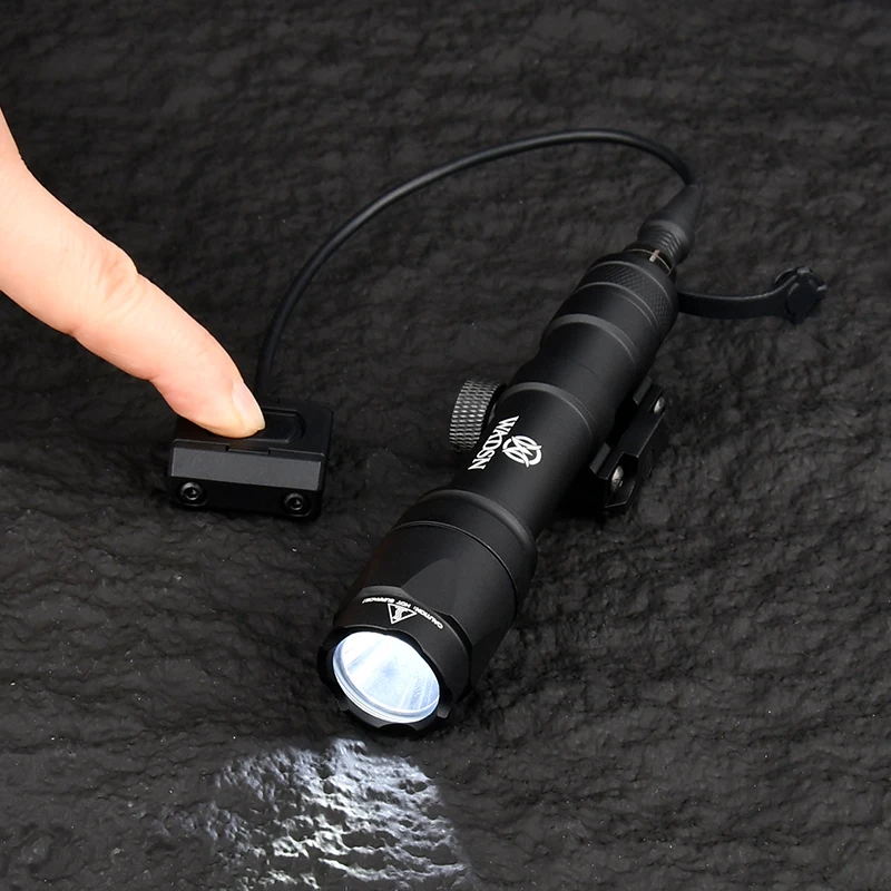 Cubo de linterna táctica SF, luz fuerte SF M300A/luz estroboscópica M600C, juego de cola de rata Mod Button, adecuado para M-LOK, KEYM00 - imagen 3