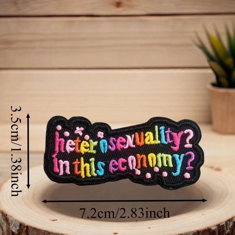 EN MY FEMININE ERA parche bordado de corazón gancho táctico y bucle sombreros insignia mochila pegatina decorativa brazalete parches para ropa - imagen 4