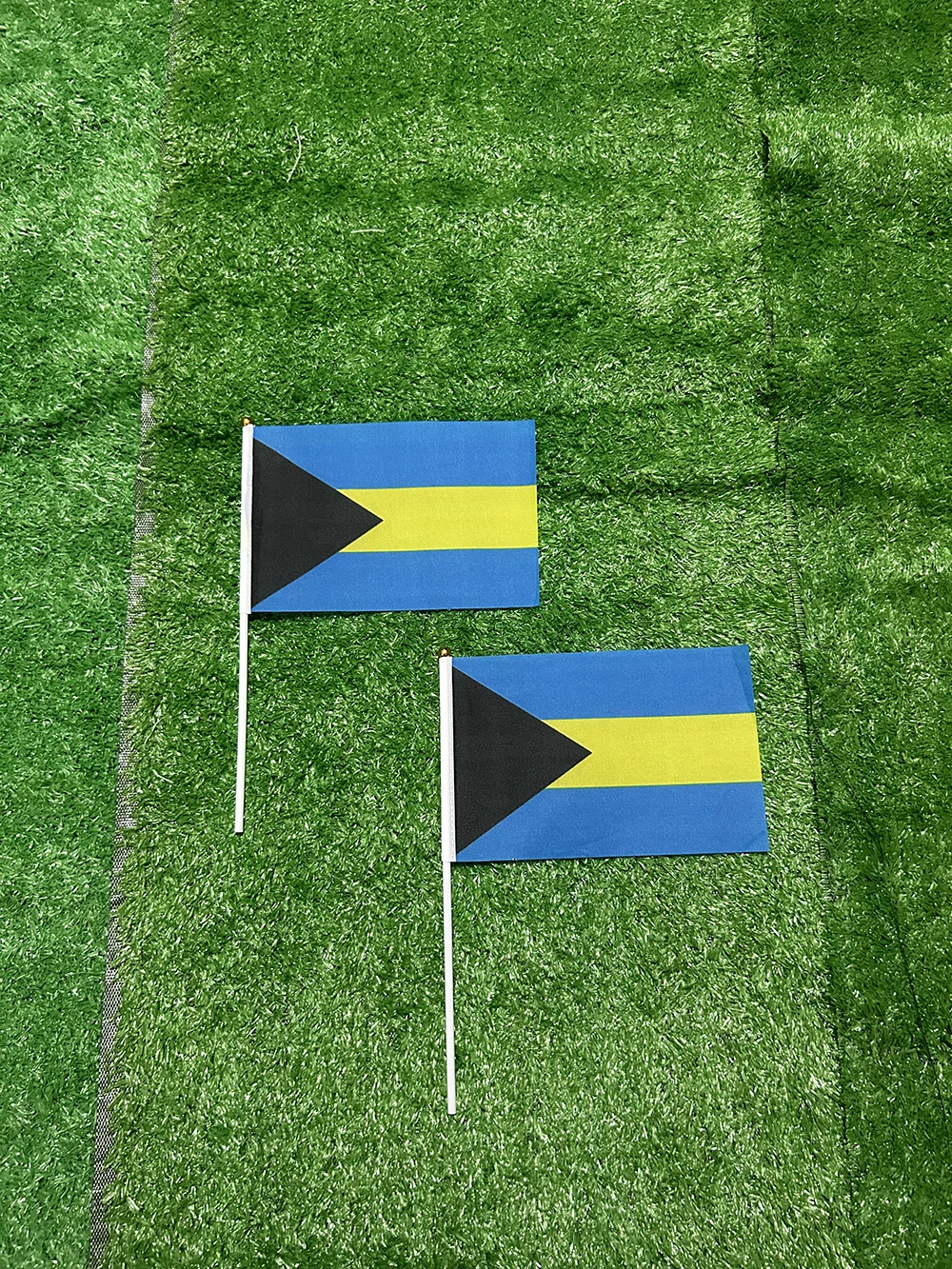 BANDERA DE SKY Bahamas bandera nacional 50/100 Uds 21*14cm Bahamas banderas ondeantes a mano con poste de plástico para actividades deportivas decoración del hogar - imagen 2