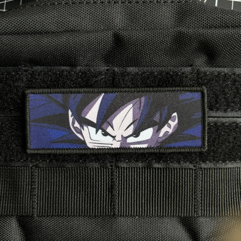 Personaje de Anime Goku Eyes Morale insignia elemento cuadrático parche gancho y bucle impresión dibujos animados táctico militar mochila pegatina - imagen 2