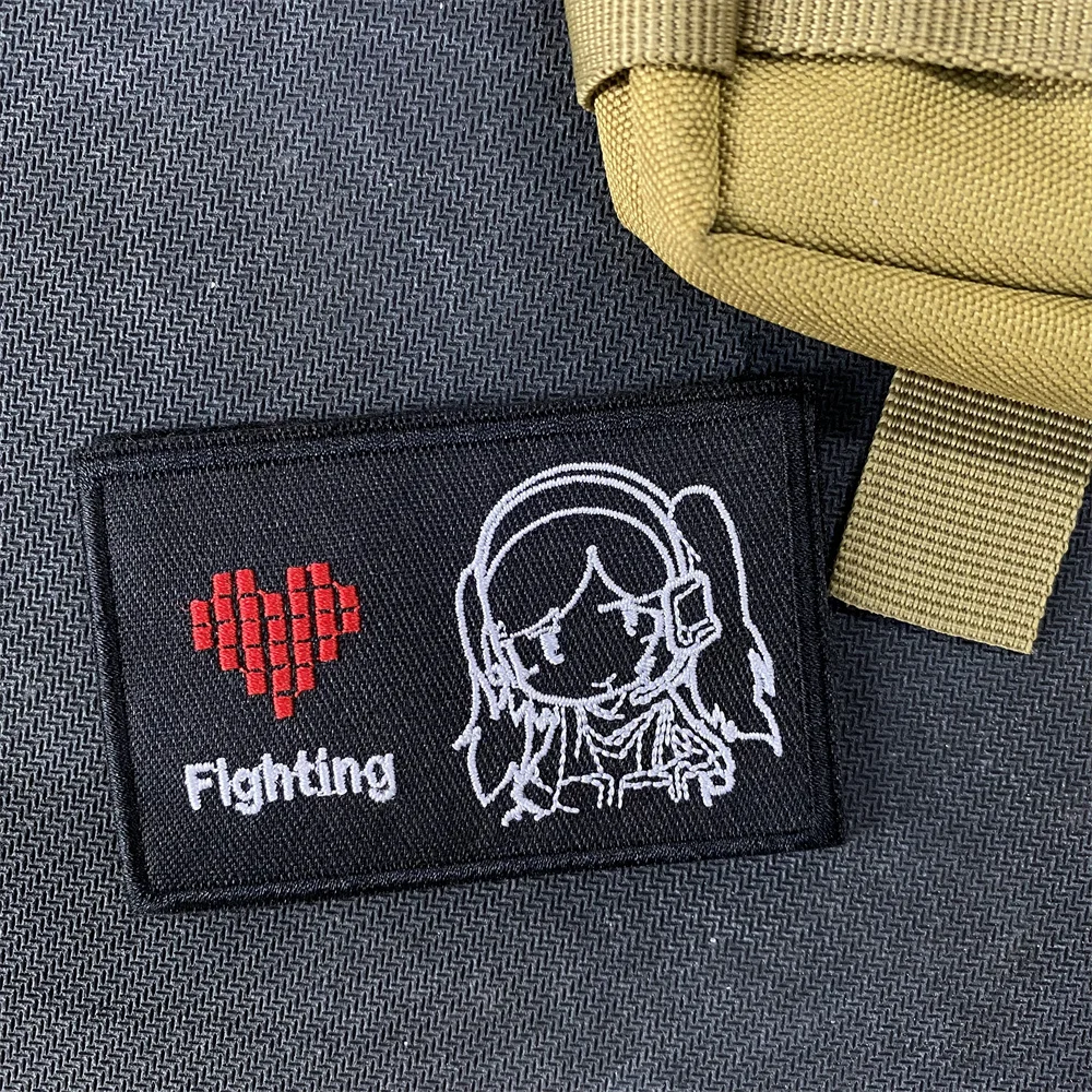 Parche bordado de Anime Girl Fighting Love, insignia de moral Meng Niang, Mochila deportiva al aire libre, pegatinas tácticas, parches para ropa - imagen 2