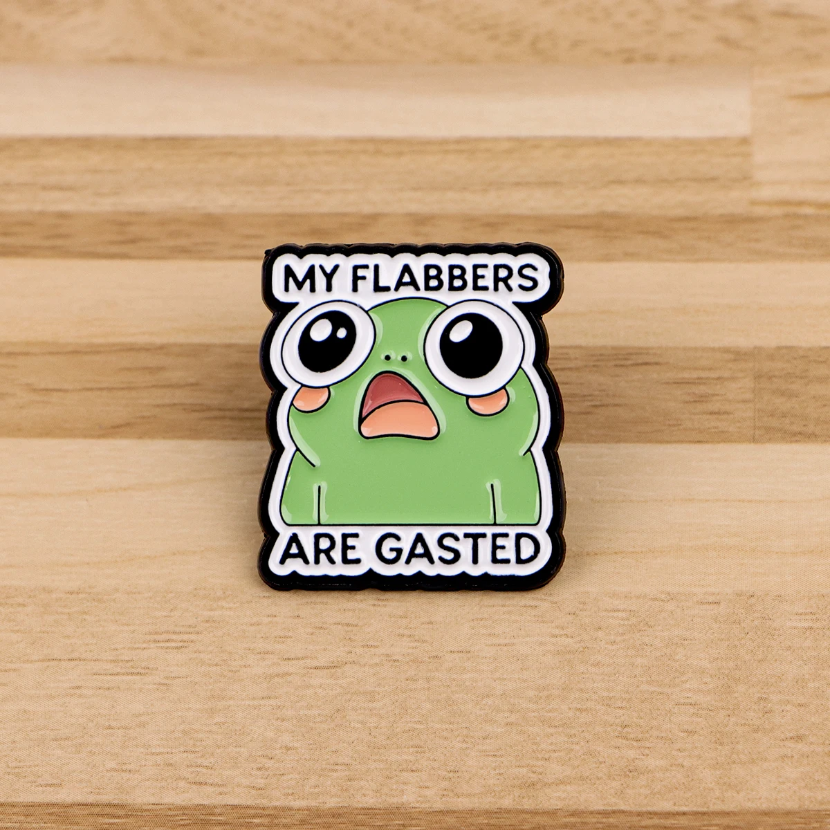 Pin esmaltado de rana con frases – Broche para solapa o mochila - imagen 2