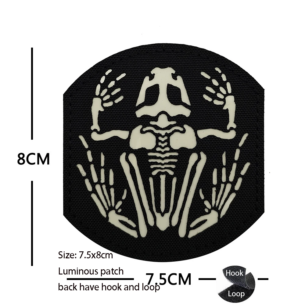 Sello de camuflaje CP reflectante IR, insignia que brilla en la oscuridad, rana de hueso, brazalete de moral Frogman, insignia de bolsa al aire libre - imagen 5