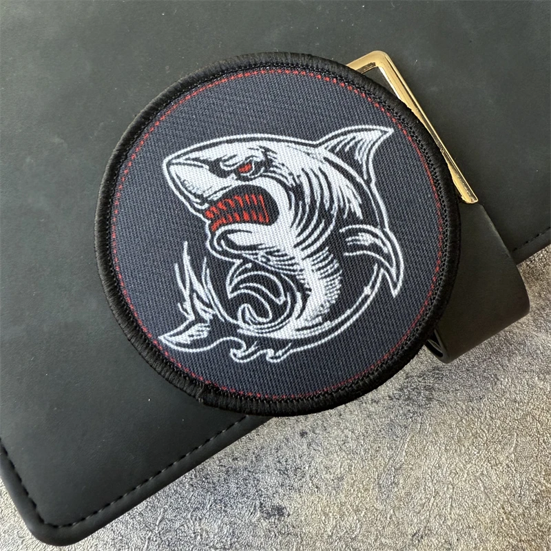 Parche moral táctico tiburón con velcro – Mochila y equipamiento - imagen 4