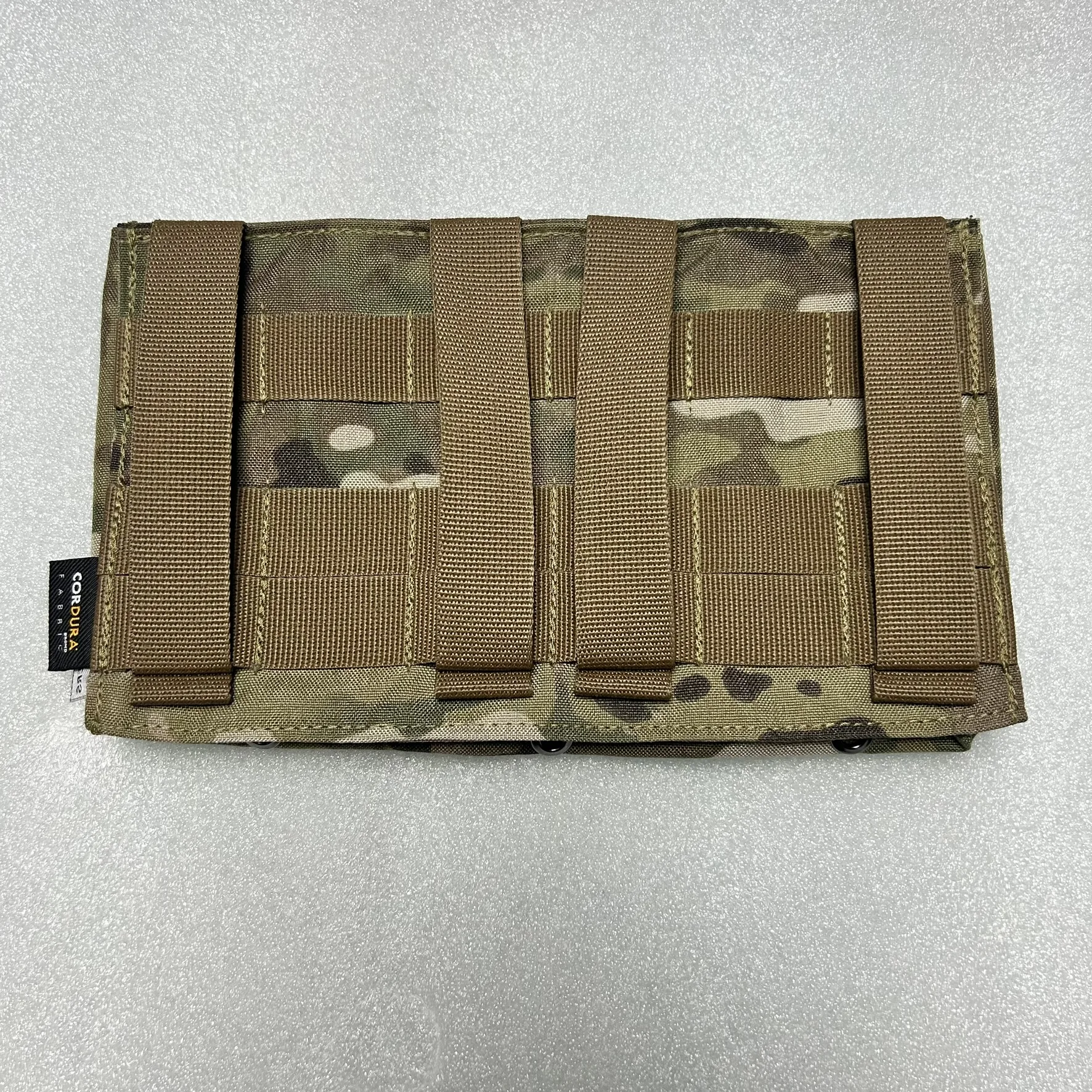 Bolsa para revistas Triple 556 - Accesorio táctico MOLLE - imagen 2