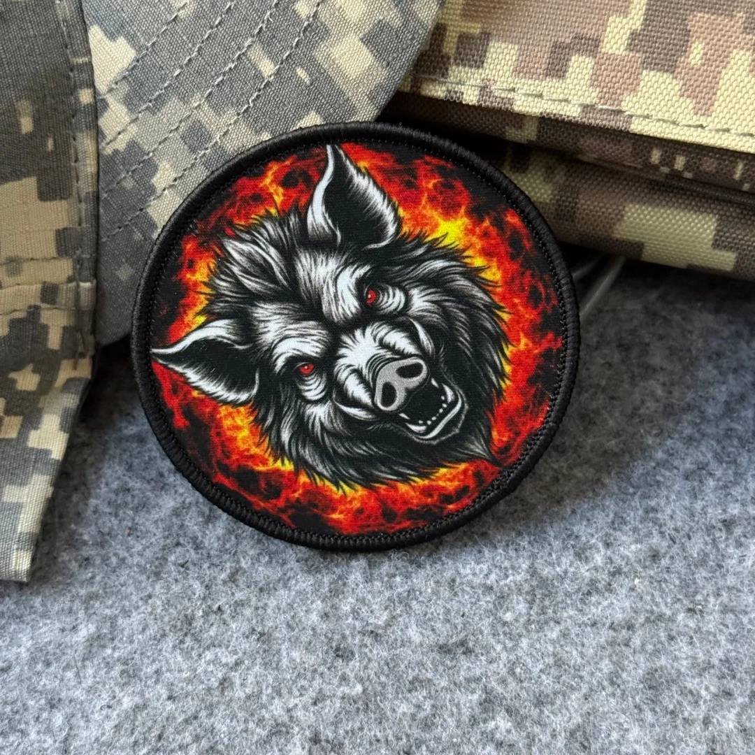 Parche táctico Chevron Totem Beast Morale, parches militares bordados con gancho para ropa, mochila, pegatina decorativa personalizada - imagen 4