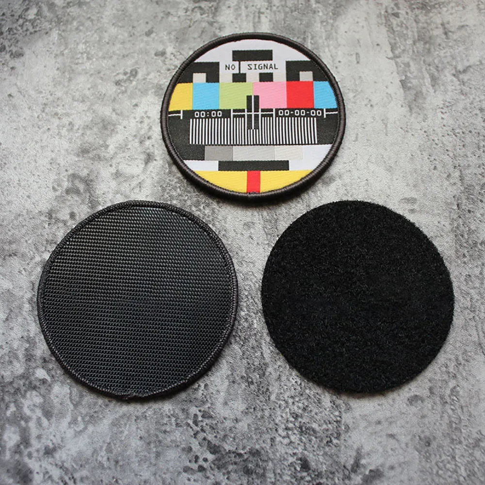 Parches de TV sin canales para ropa, insignias sin señal en la mochila, aplique de parche de moral militar con gancho y bucle nostálgico divertido - imagen 4