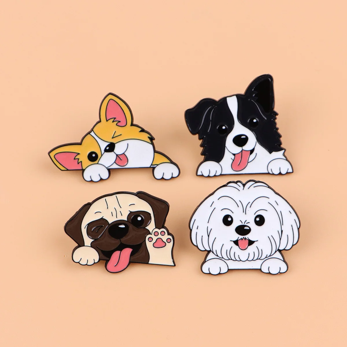 Broches con acabado de esmalte