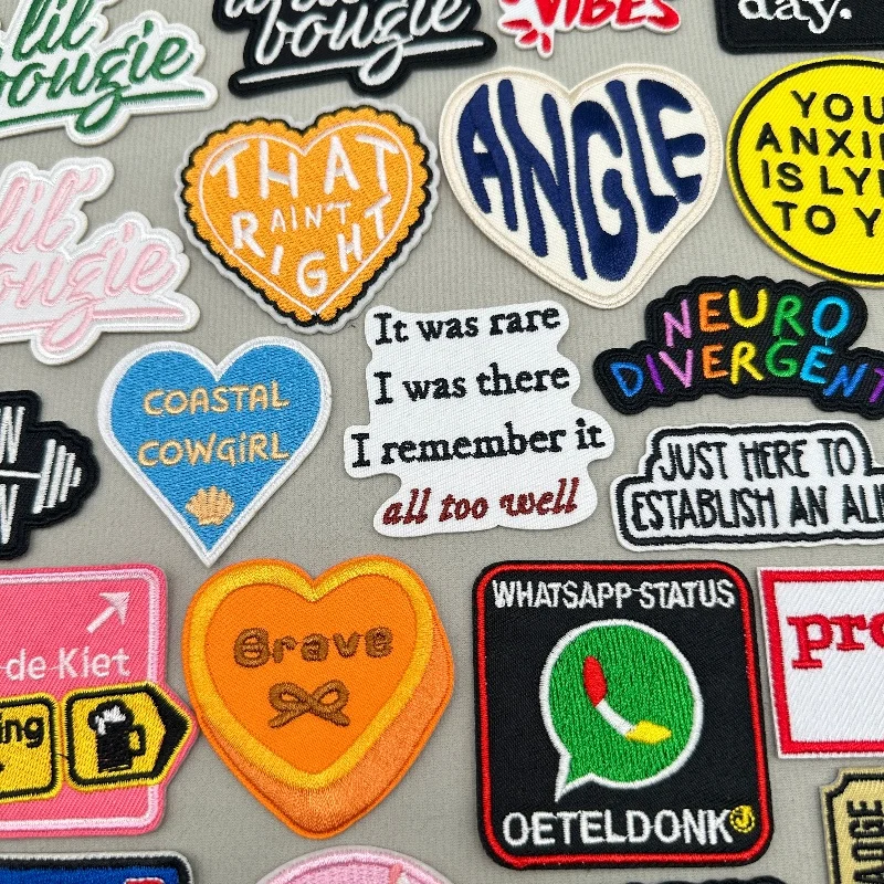 Parche de letras para planchar, parches para apliques de ropa, parches bordados de dibujos animados DIY para ropa, insignias adhesivas - imagen 2