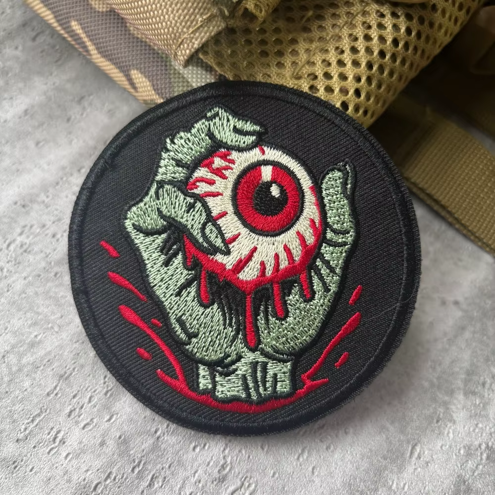 Parche bordado zombie mano y ojo – Terror gancho y bucle para ropa - imagen 5
