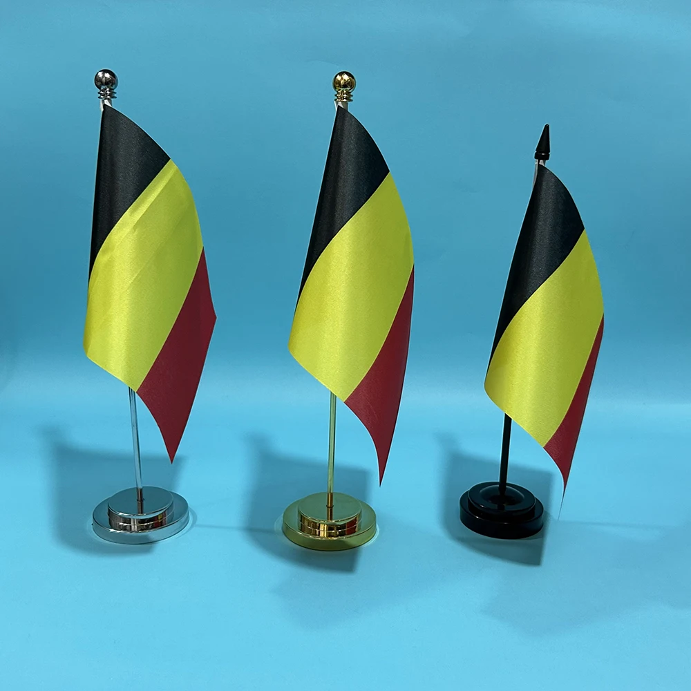 BANDERA DE SKY Escritorio de oficina pequeña bandera de Bélgica 14x21 cm bandera de mesa de poliéster BE Bélgica bandera nacional adornos de escritorio banderas - imagen 2