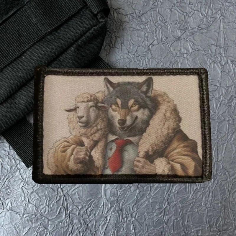 Pegatinas con estampado de lobo en oveja, accesorios tácticos y militares, en la ropa parche de gancho y bucle, insignia de moral, parches de mochila - imagen 5