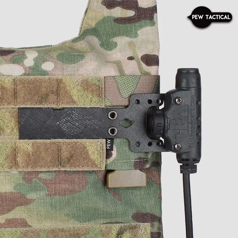 PEW TACTICAL AXL STYLE CommSled Universal PTT Molle Mount para U94 TEA Invisio10/20 CURV Material - imagen 5