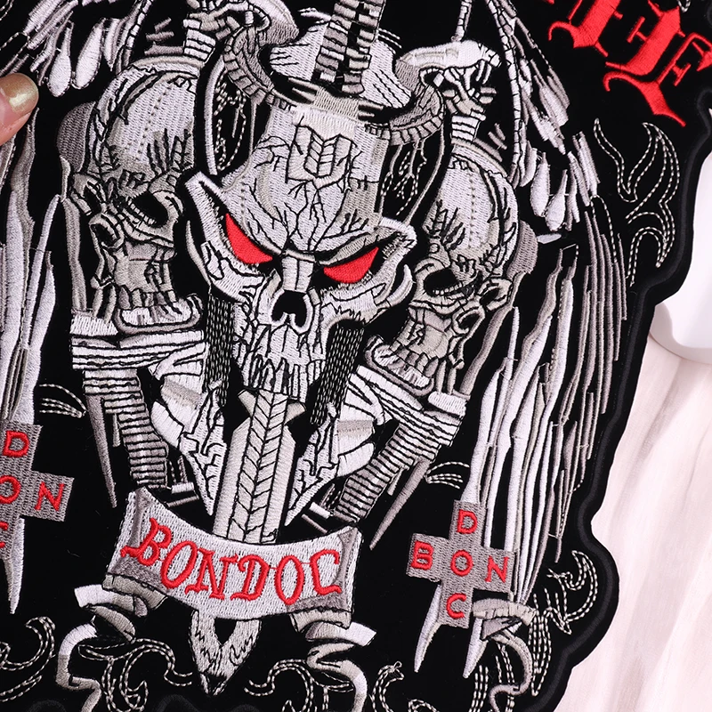 Parches para planchar para ropa, 2 uds., nacido para ser gratis, esqueleto de terror DIY, parche bordado de espalda grande para ropa, apliques de costura - imagen 5