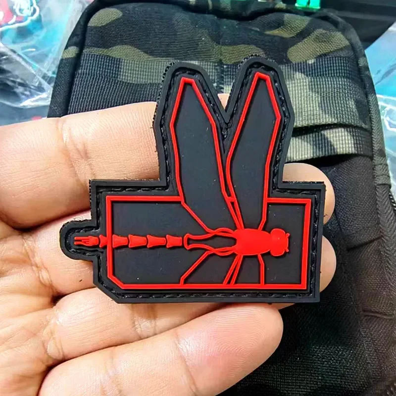 Parches de gancho y bucle de PVC de libélula en la ropa, pegatinas tácticas 3D, insignia de moral militar de Color camuflaje para mochila DIY, aplique - imagen 5
