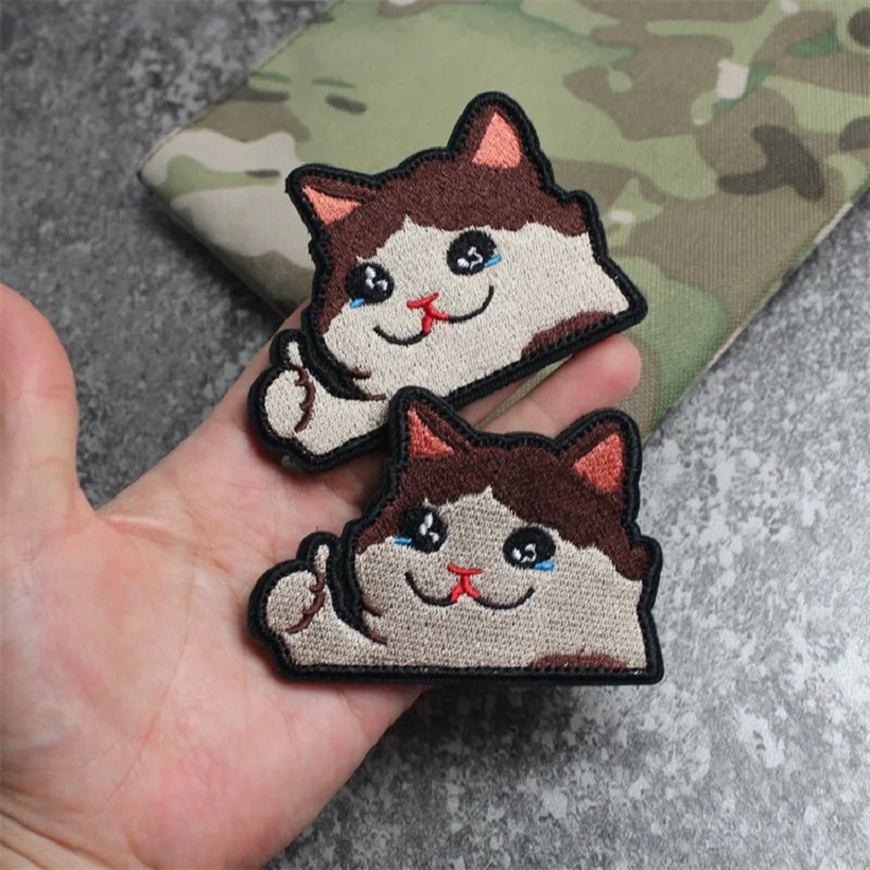 Insignia creativa con pulgares hacia arriba, parche de ropa con lazo de gancho bordado en 3D, Linda moda de dibujos animados, animando la moral del gato - imagen 2