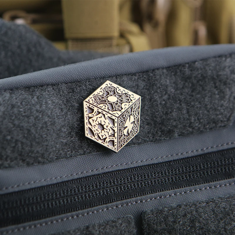 Parche de caja mágica de píxeles de Metal, pegatinas para mochila DIY, insignia táctica, apliques, bolsa de ropa, signo de interrogación decorativo - imagen 5