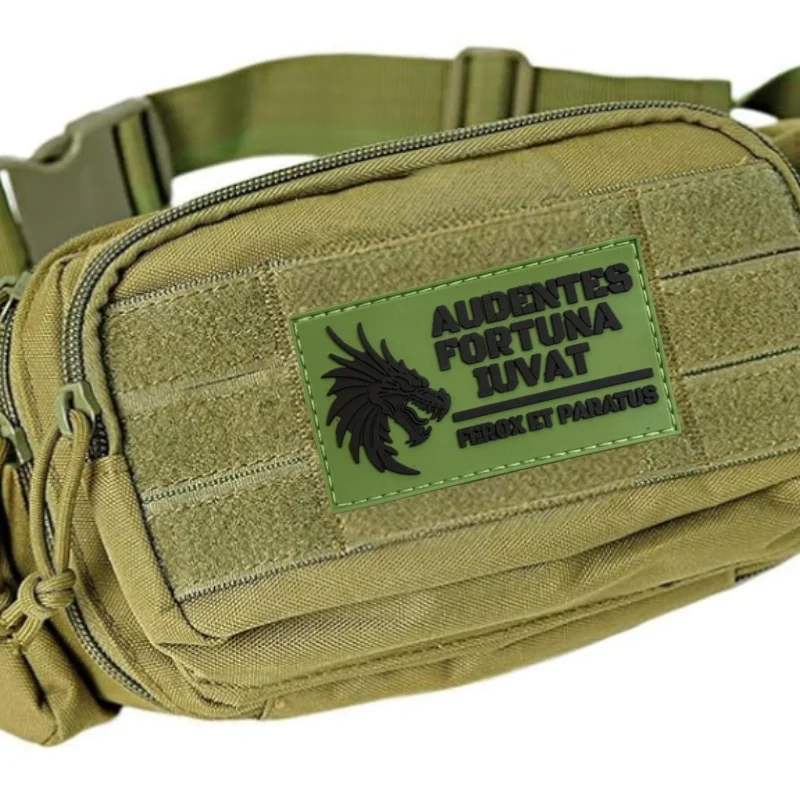Parche táctico PVC dragón Audentes Fortuna Iuvat con velcro
