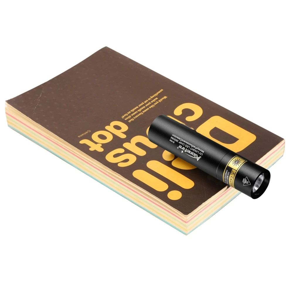 Mini linterna UV recargable 365-395nm – Detección fluidos y materiales - imagen 3