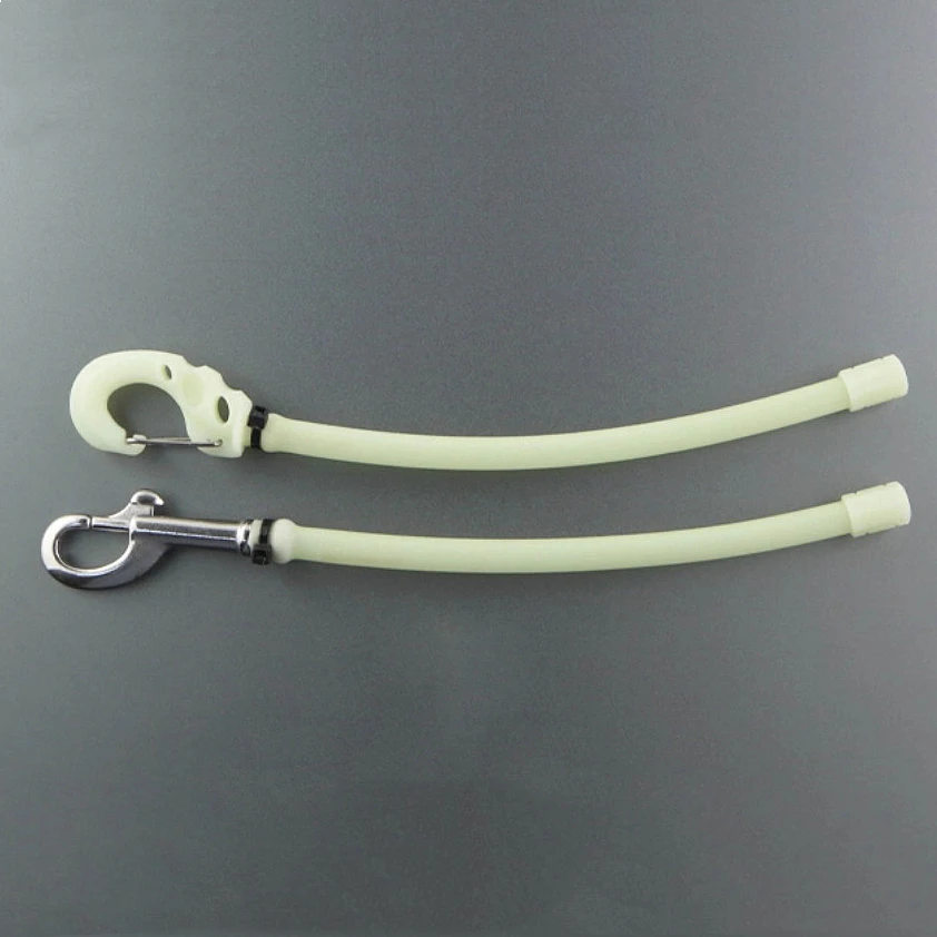 Hebilla de almacenamiento de señal luminosa que brilla en la oscuridad, hebilla colgante ajustable, decoración de equipo táctico para exteriores - imagen 5