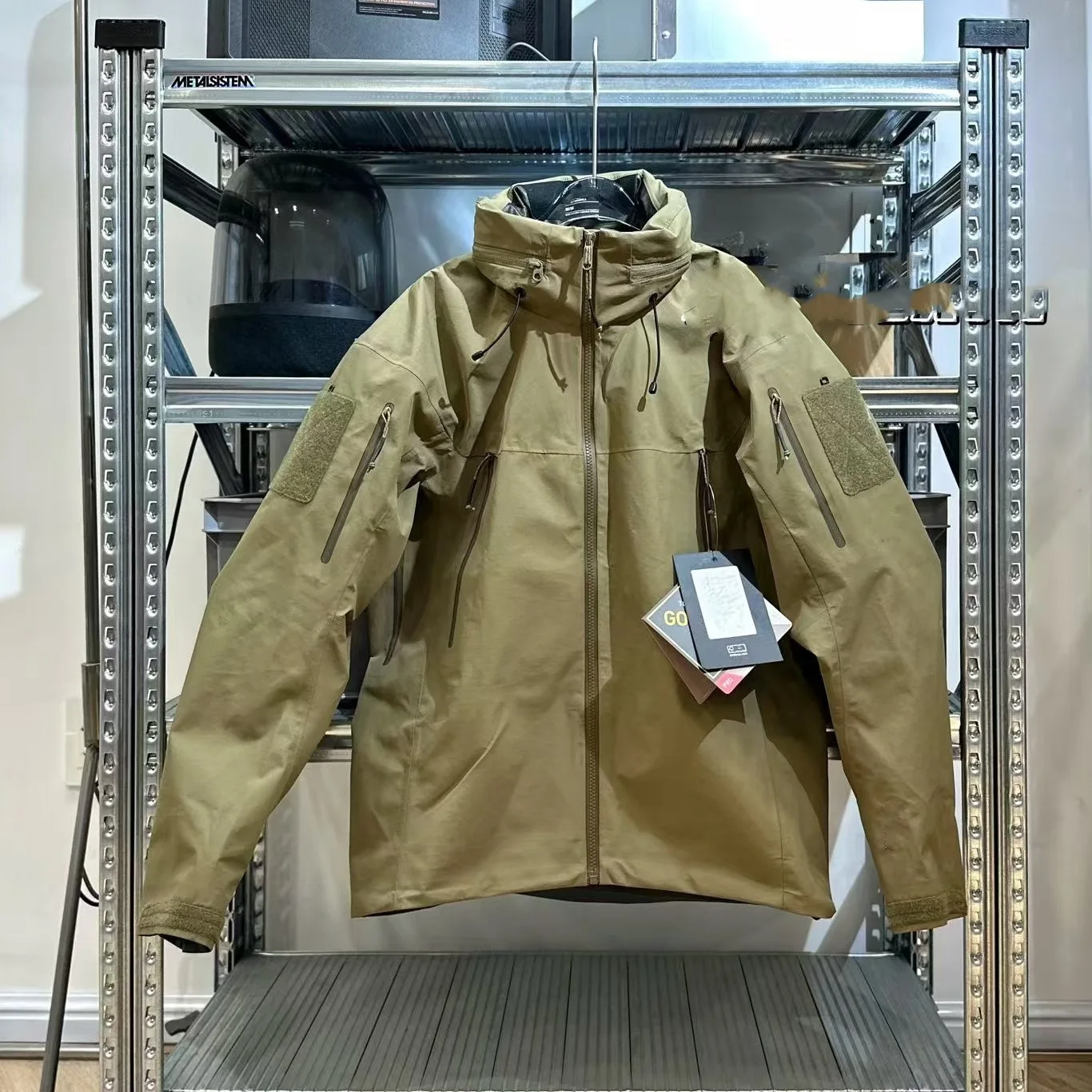 Traje de asalto individual Nylon 66 Stormsuit hombres mujeres Casual al aire libre impermeable cinta laminada sellado caza Trekking chaqueta - imagen 4