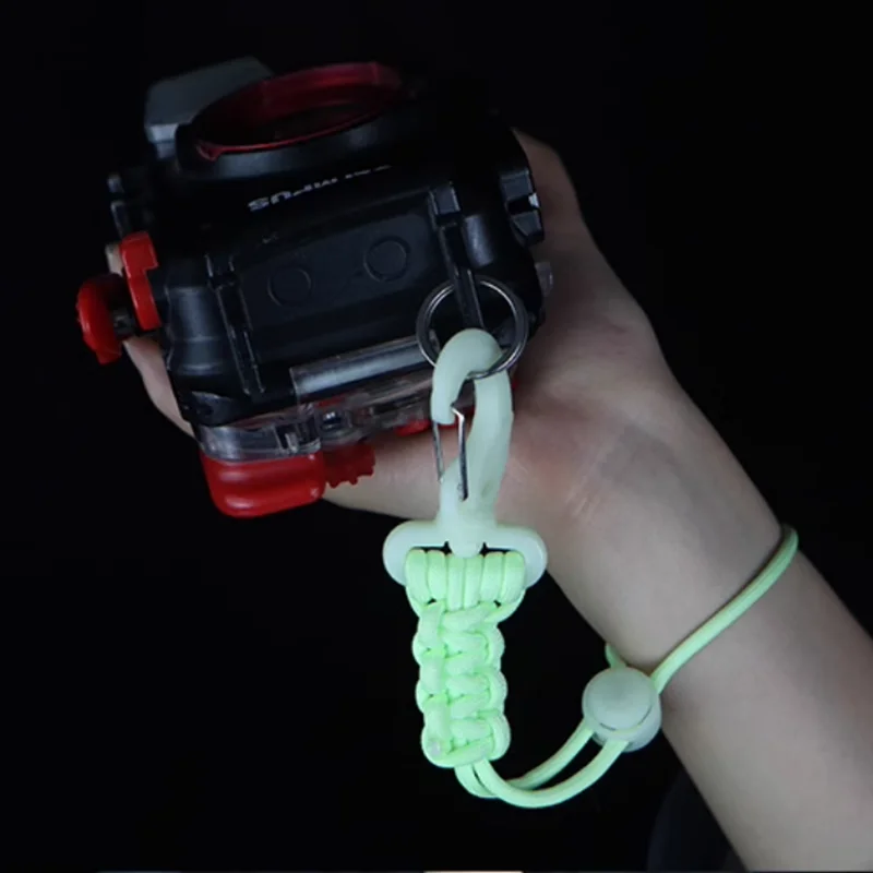 Hebilla colgante luminosa, mango de caché, cuerda tejida para paraguas, llavero, linterna, cordón, equipo táctico para exteriores - imagen 2