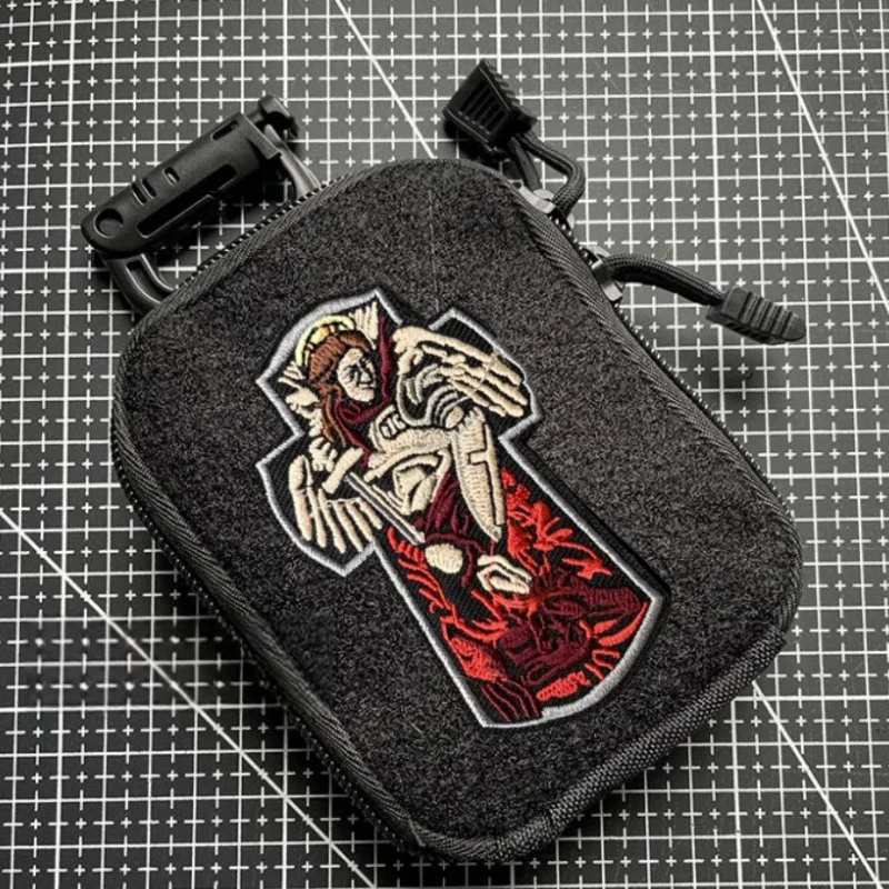 Parche táctico Arcángel Miguel bordado gancho y bucle para mochila - imagen 3